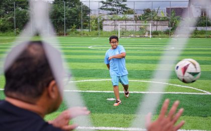 perbedaan mini soccer dengan futsal